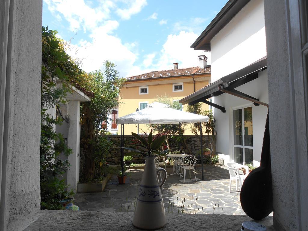 Casa Sasso E Legno Omegna Exterior photo